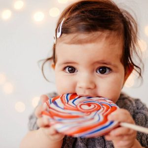 Zaharul in alimentatia copiilor: care sunt pericolele?