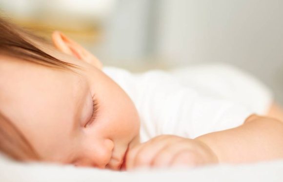 Cinci ritualuri care-l ajuta pe bebe sa adoarma mai repede